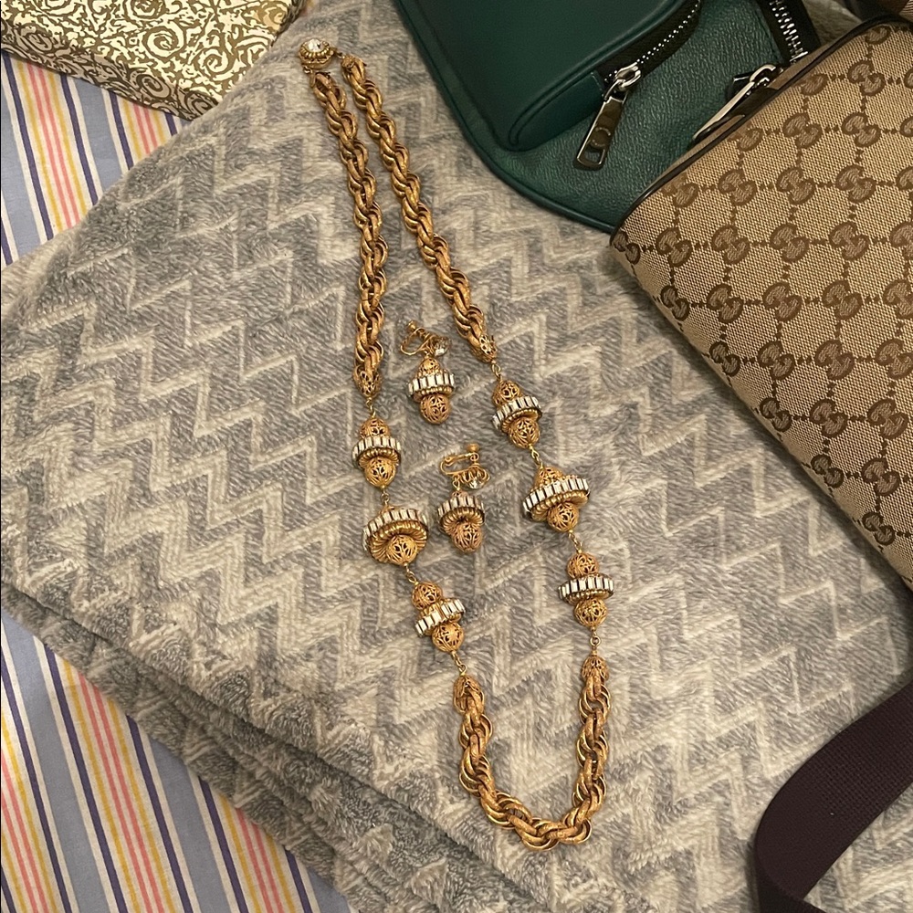 Miriam Haskell Gold and White Beaded Rope-Link Necklace